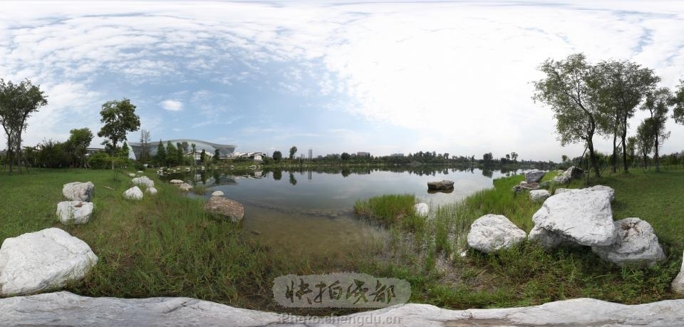 锦城湖公园2号湖360°全景 by 拍客三万英尺的