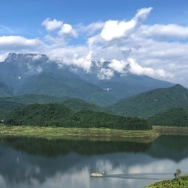 雅女湖之夏